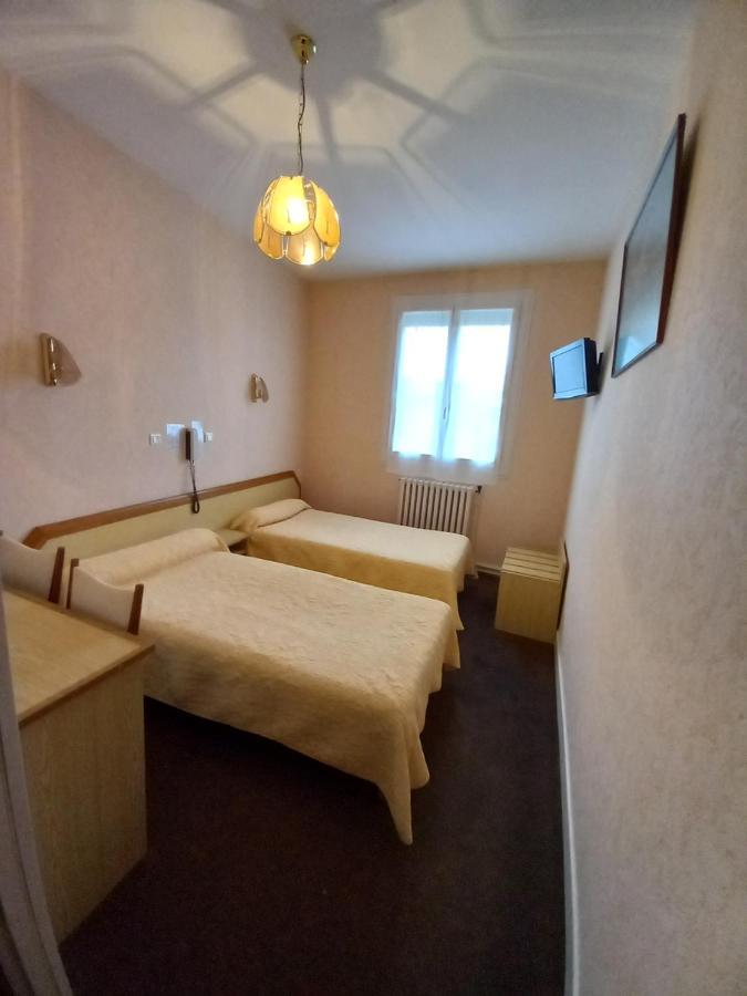 Hotel Helios Lourdes Bagian luar foto