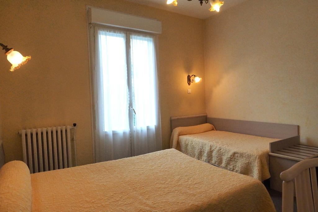 Hotel Helios Lourdes Bagian luar foto